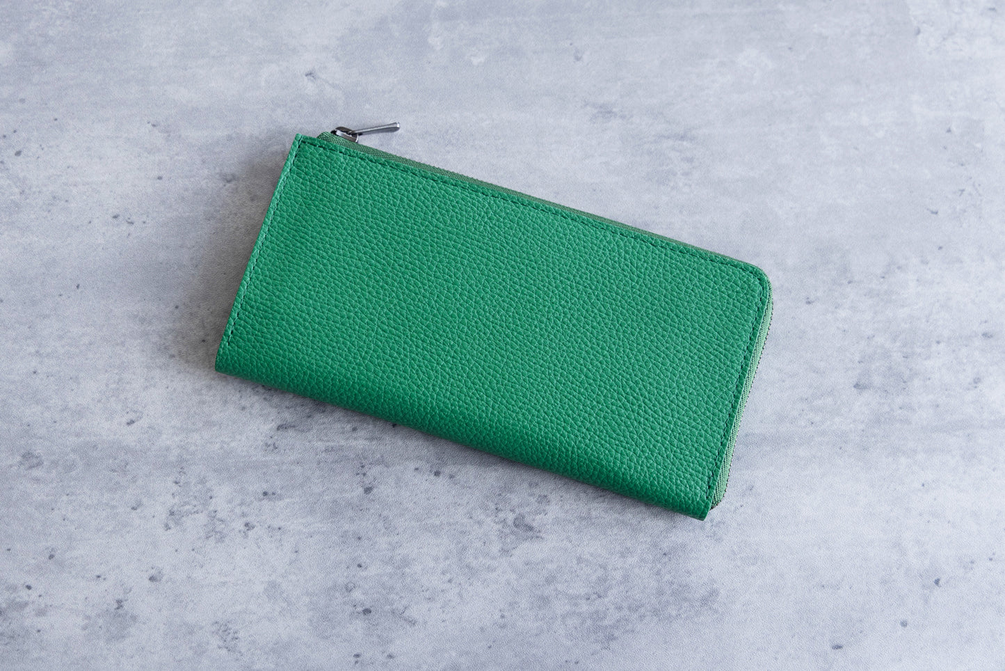 il modo ZIP concept 水濡れ、傷に強い!最小を目指した長財布