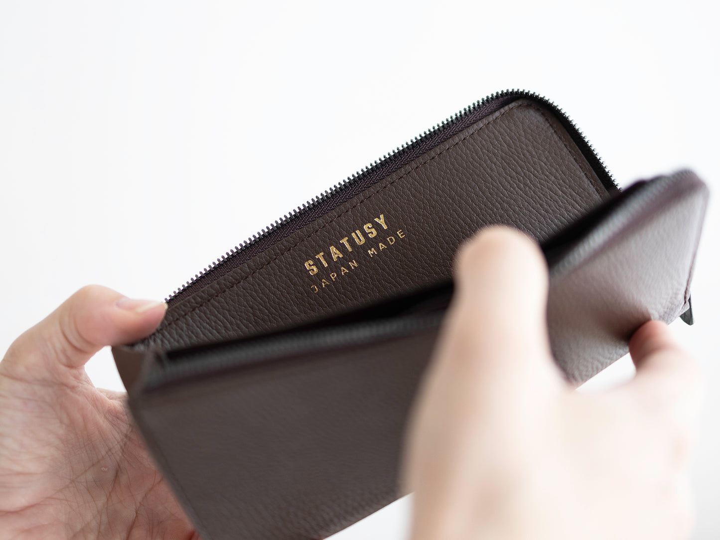 il modo ZIP concept 水濡れ、傷に強い!最小を目指した長財布