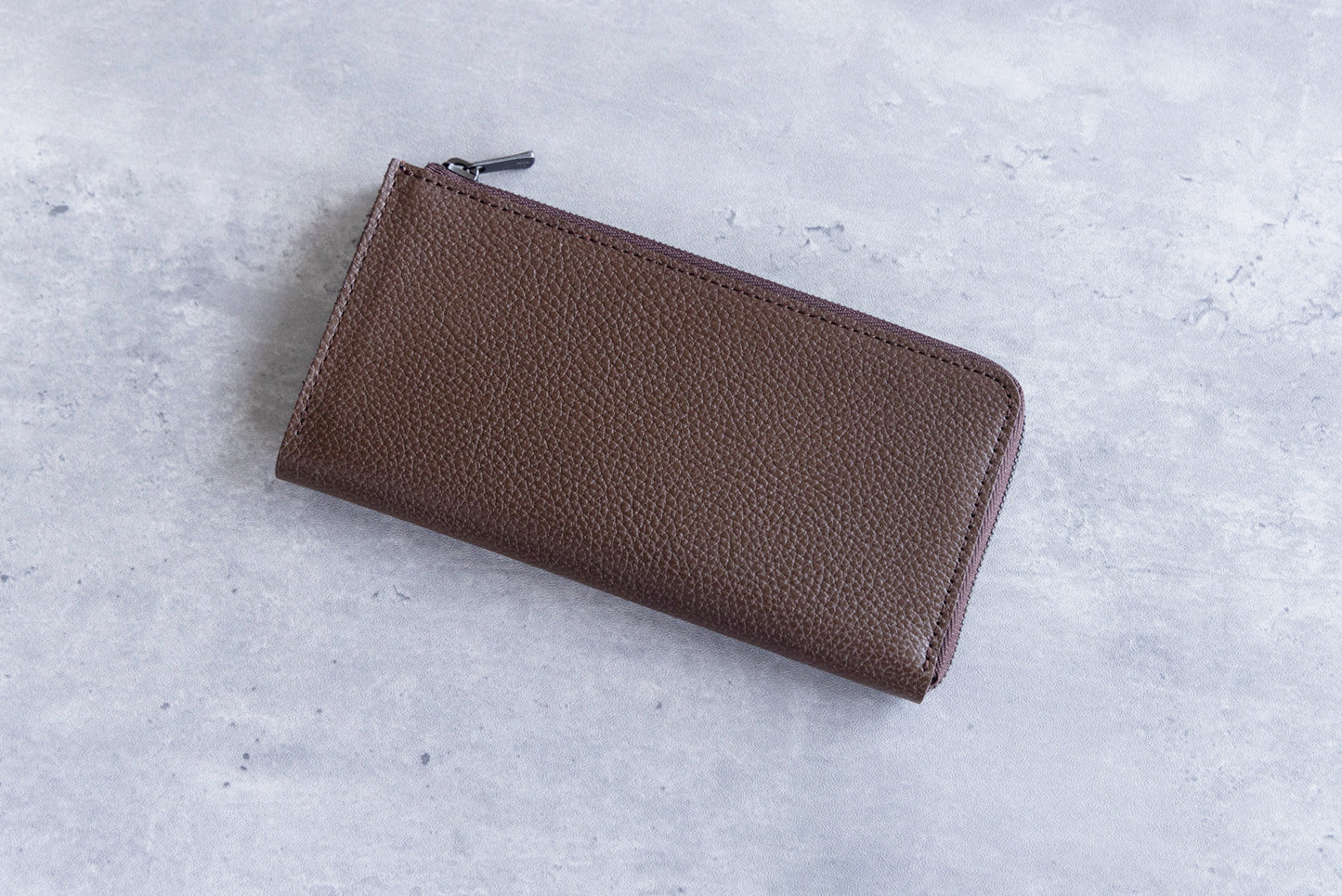 il modo ZIP concept 水濡れ、傷に強い！最小を目指した長財布