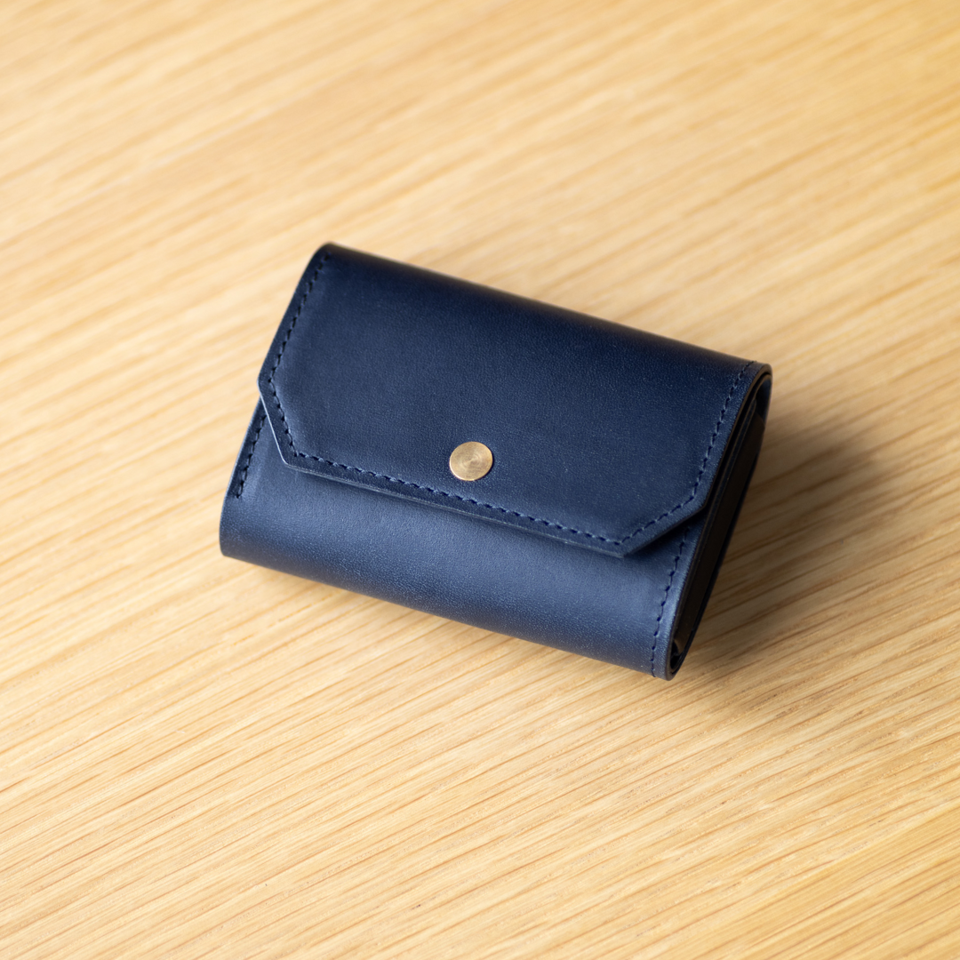 「il modo mini」大容量かつ最小を目指した　三つ折財布　日本製
